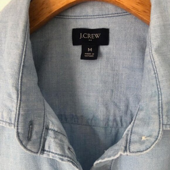 Never Been Worn J Crew Factory Chambray Shirt in Signature Fit - Picture 6 of 10